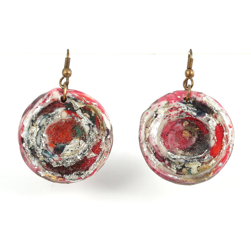 Artful Pieces for Effortless Styling 22