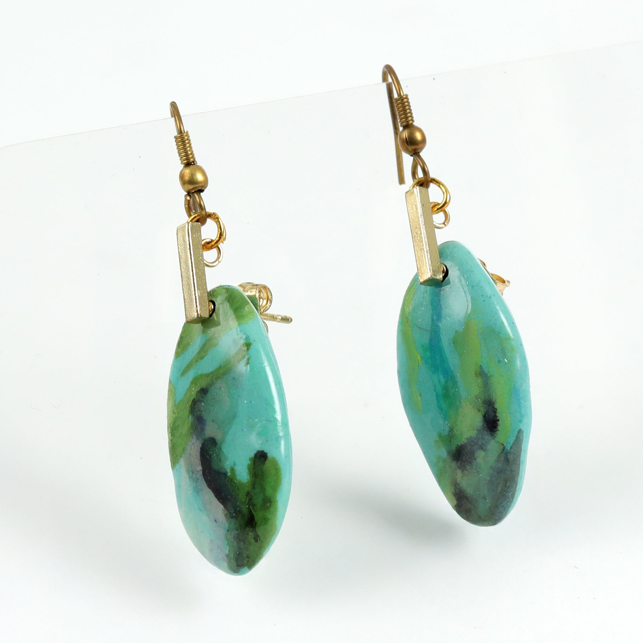 Artful Pieces for Effortless Styling 30
