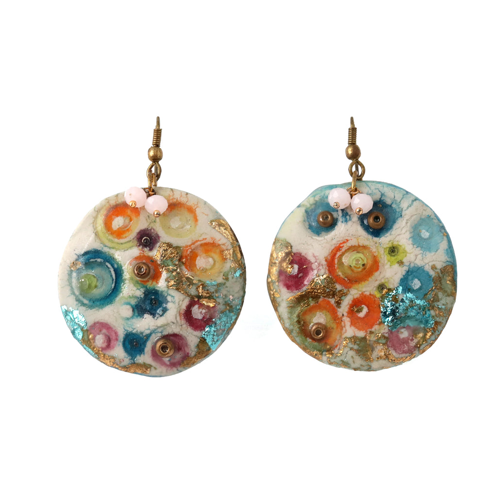 Artful Pieces for Effortless Styling 56