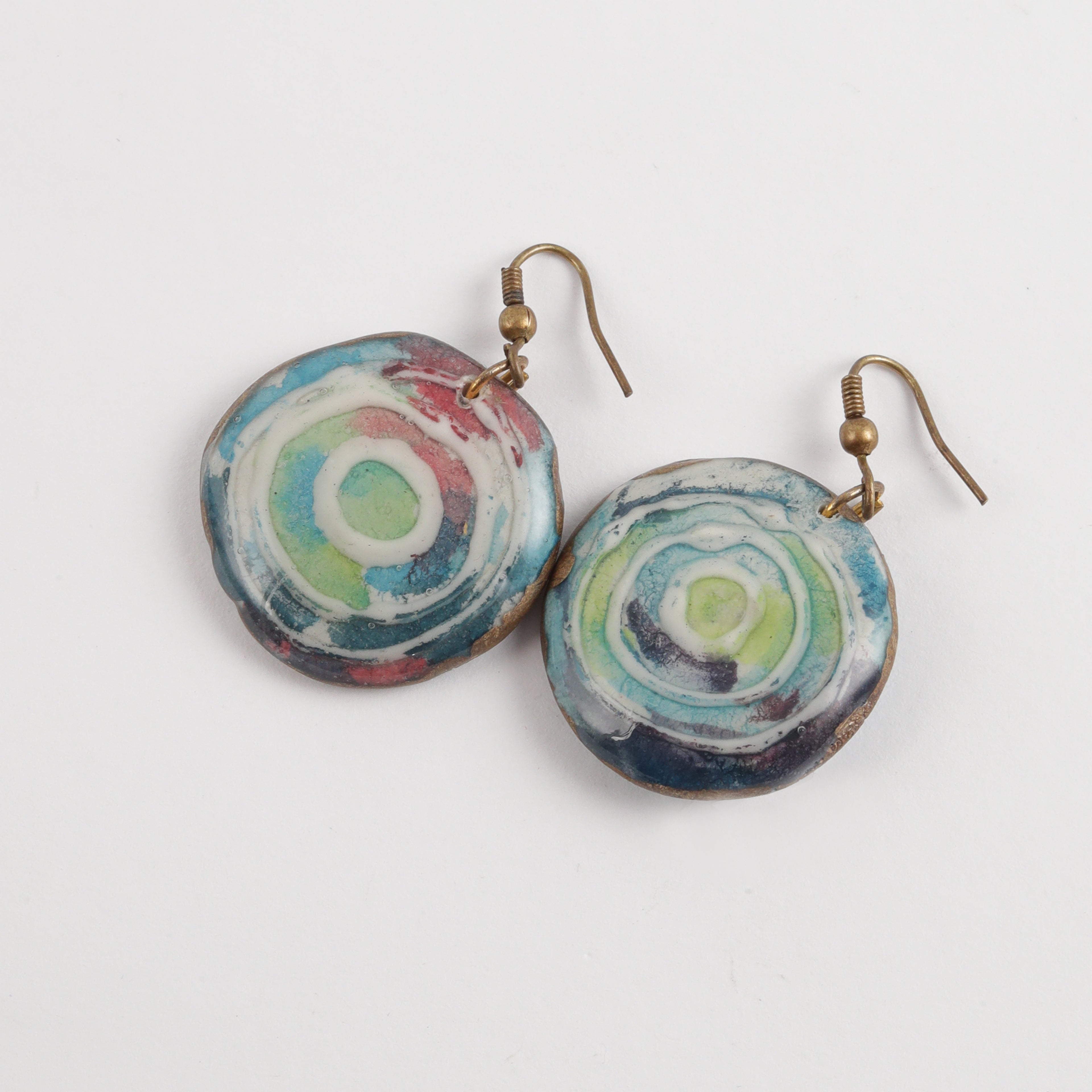 Artful Pieces for Effortless Styling 33