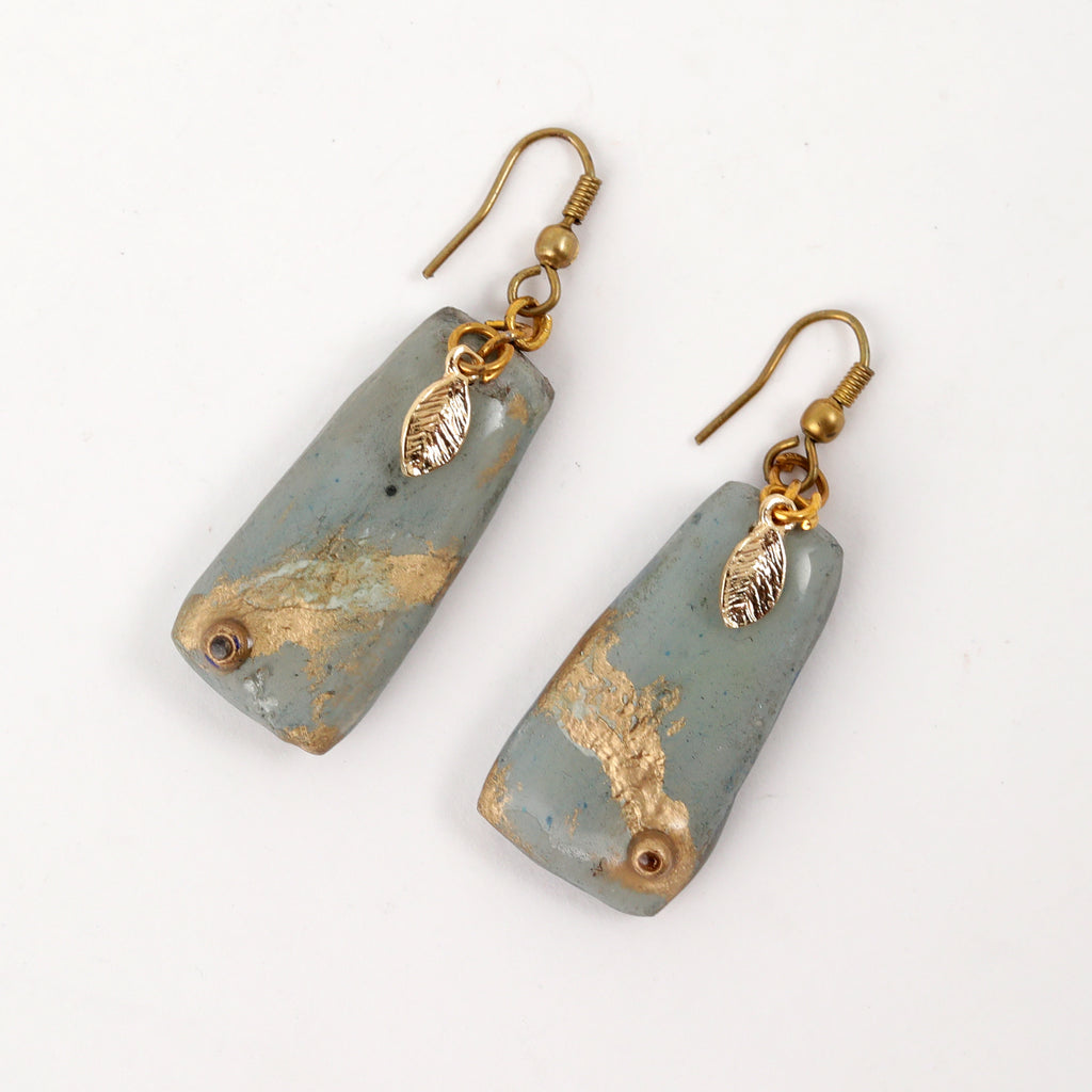 Artful Pieces for Effortless Styling 47