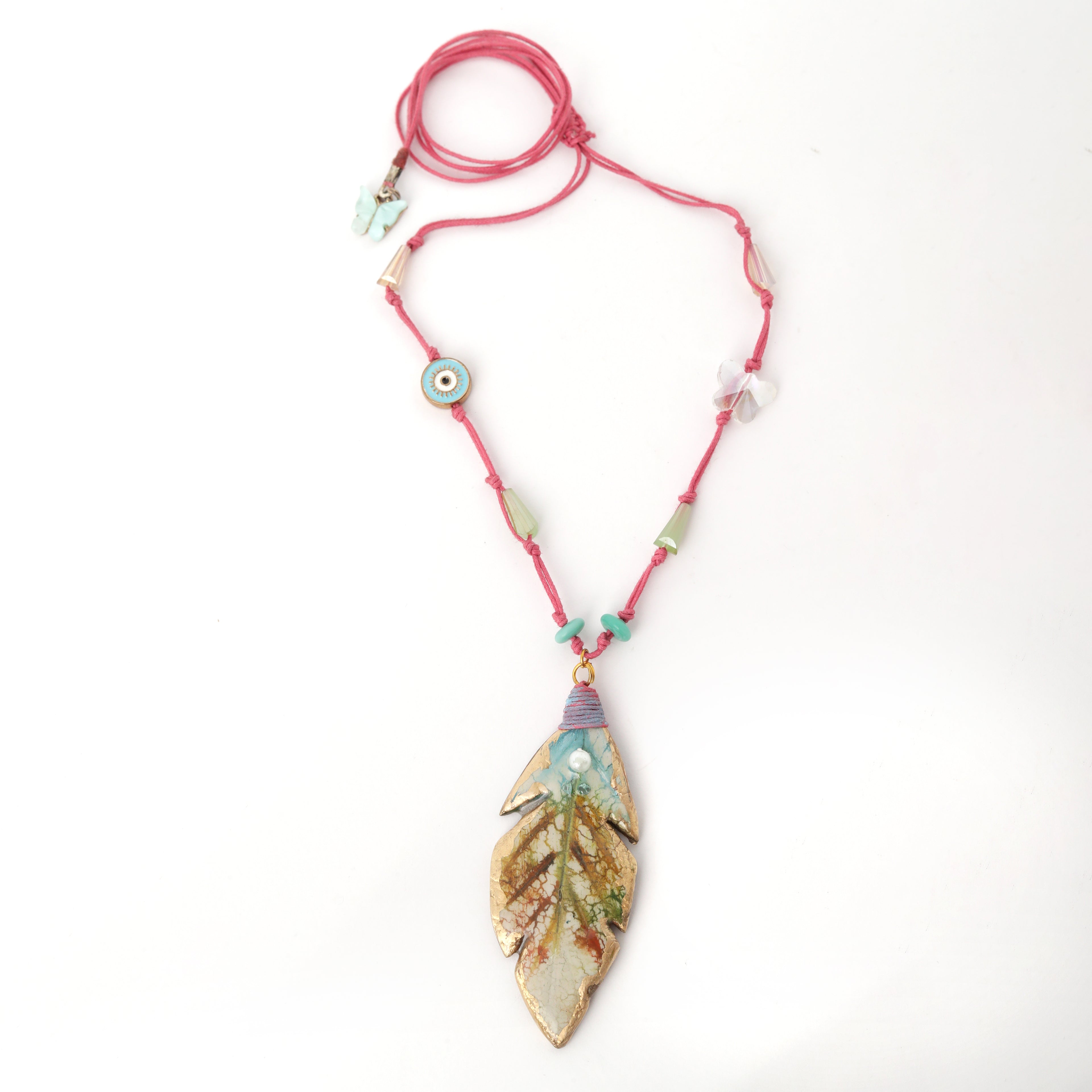 Artful Pieces for Effortless Styling 48