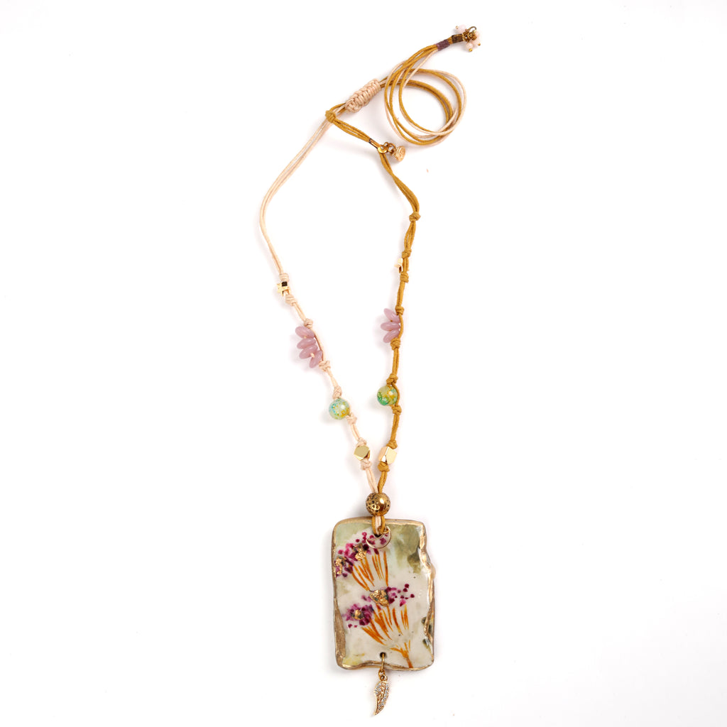 Artful Pieces for Effortless Styling 53