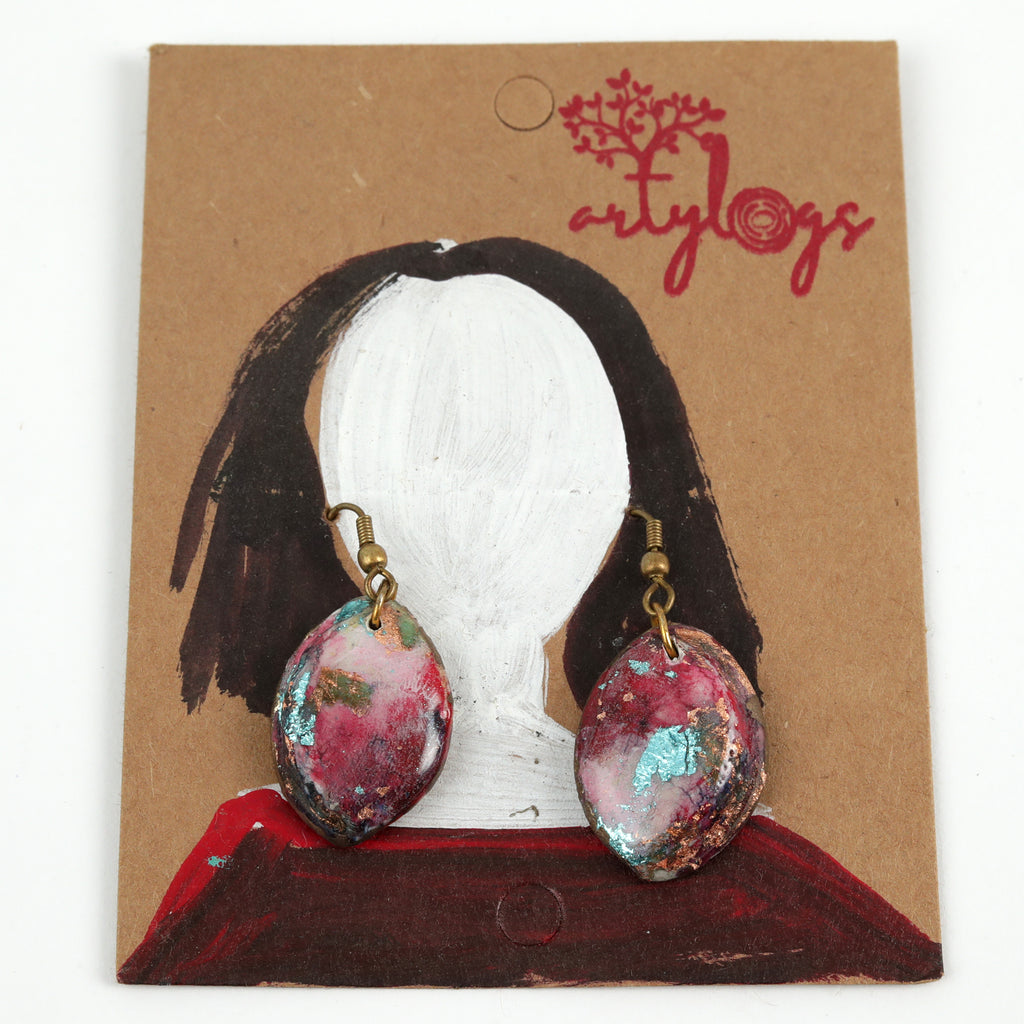 Artful Pieces for Effortless Styling 6