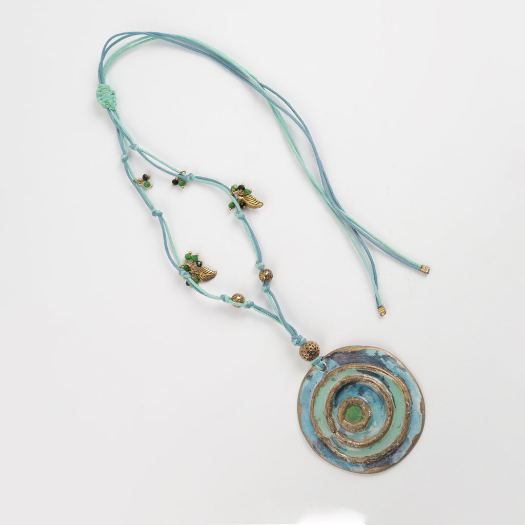 Artful Pieces for Effortless Styling 33