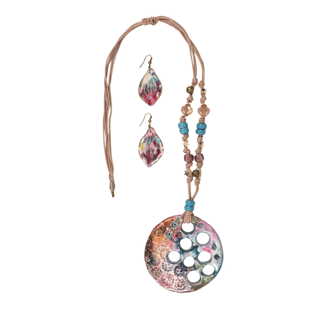 Artful Pieces for Effortless Styling 1