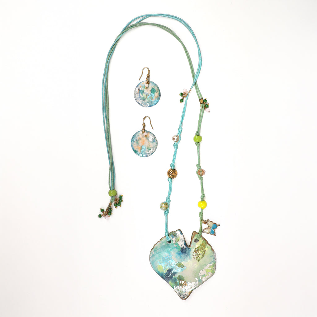Artful Pieces for Effortless Styling 7