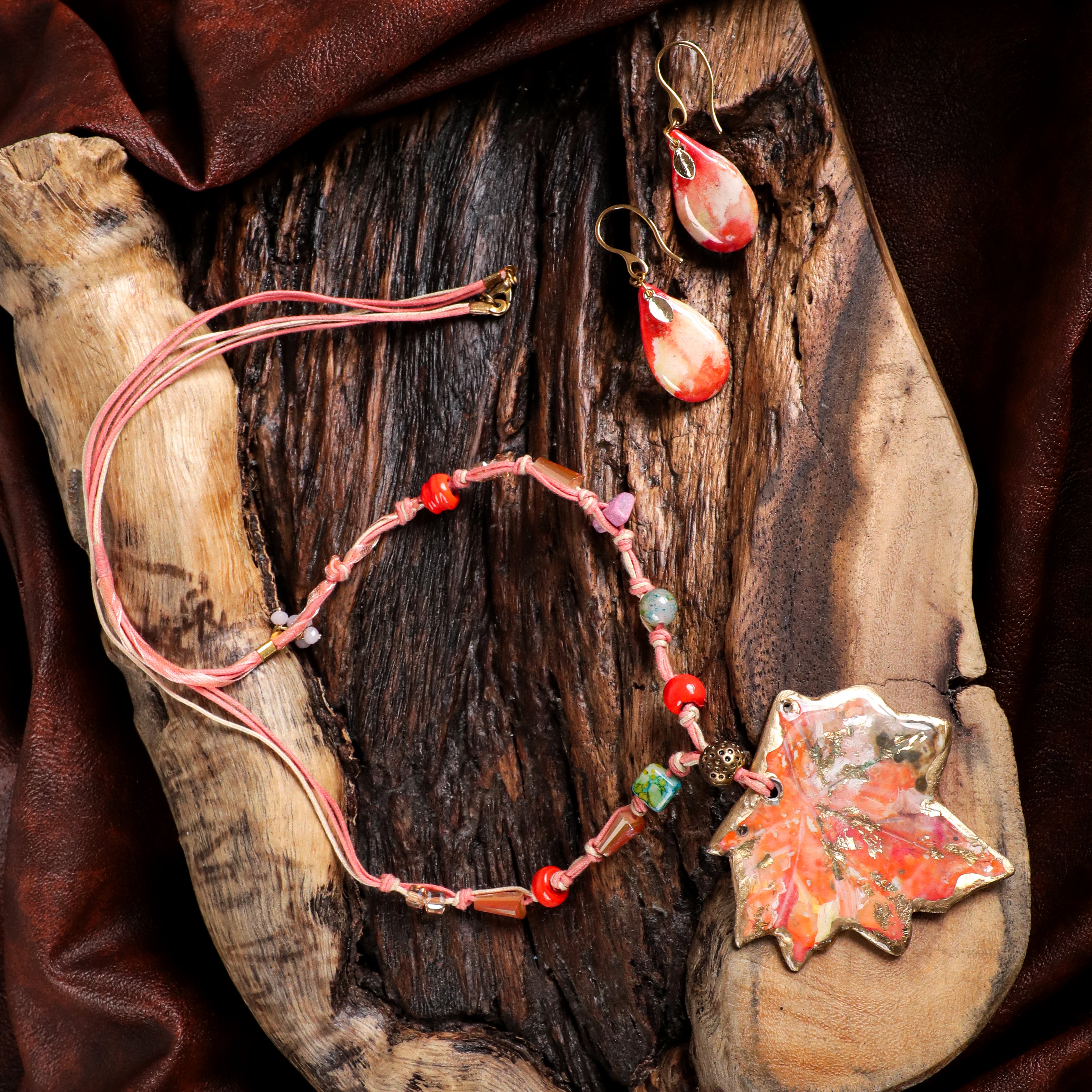 Artful Pieces for Effortless Styling 20
