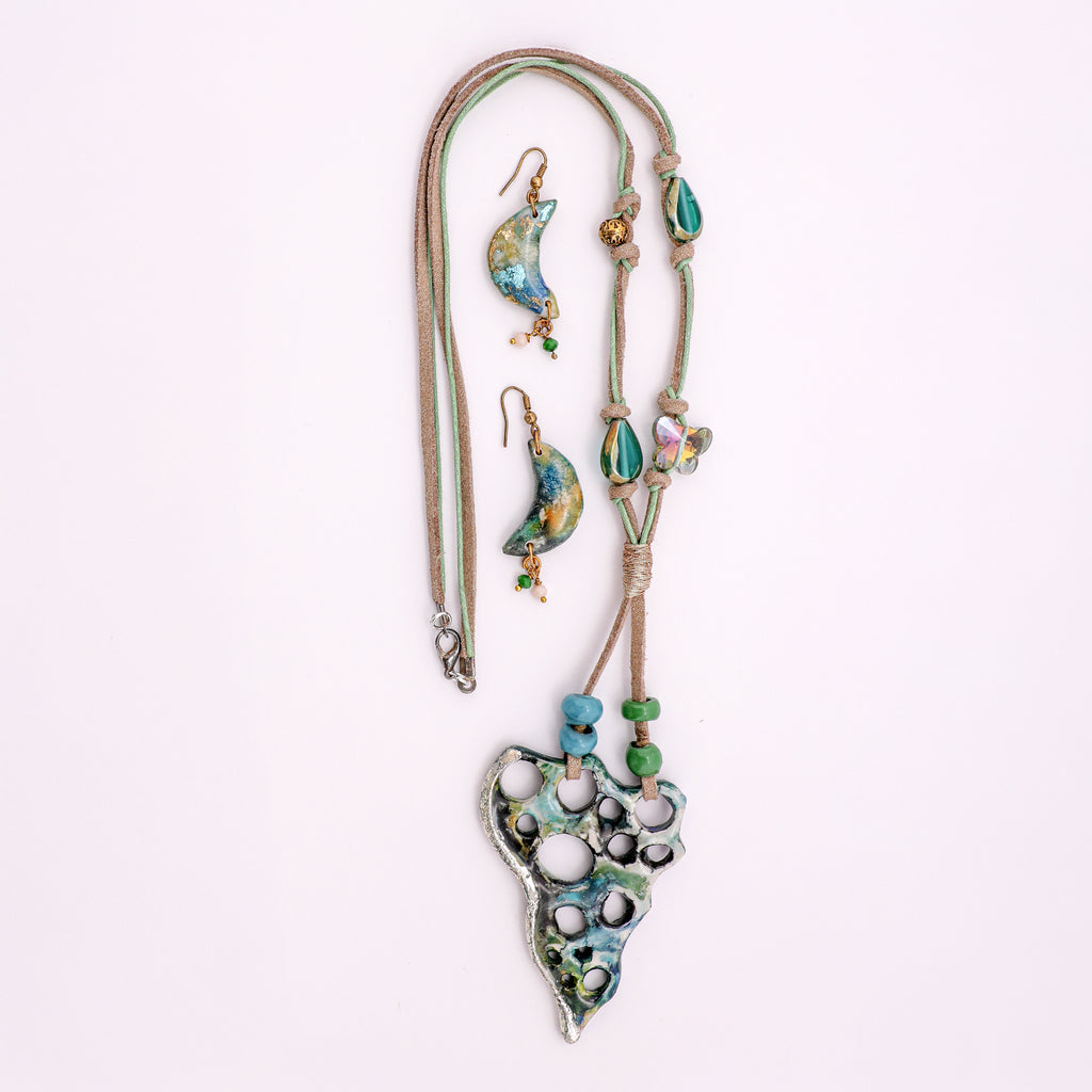 Artful Pieces for Effortless Styling 2