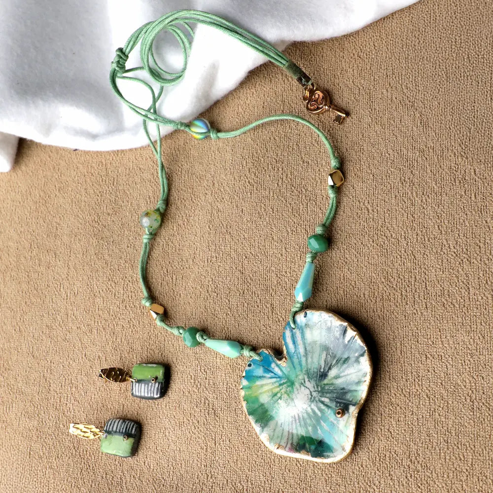 Artful Pieces for Effortless Styling 10