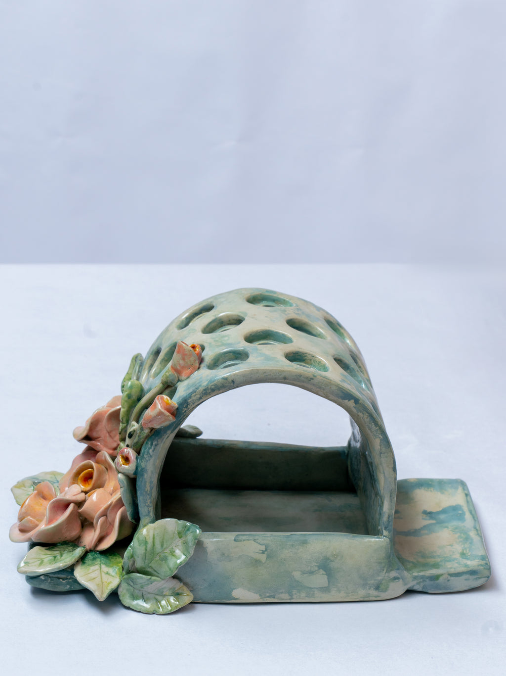Rose Bloom Pen Holder