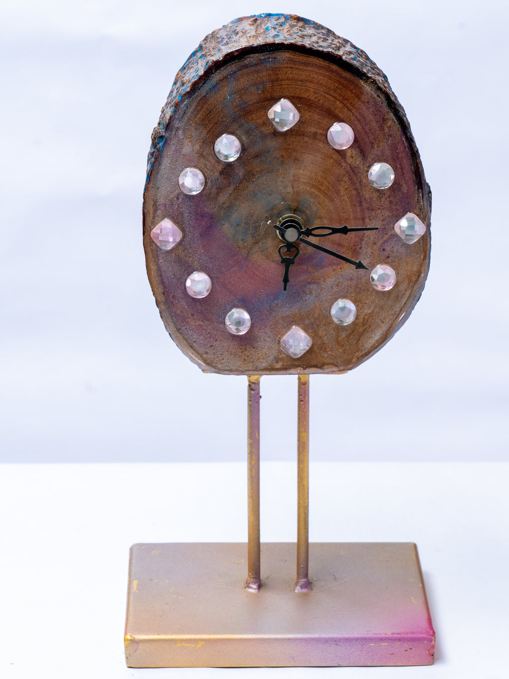 Rose gleam clock