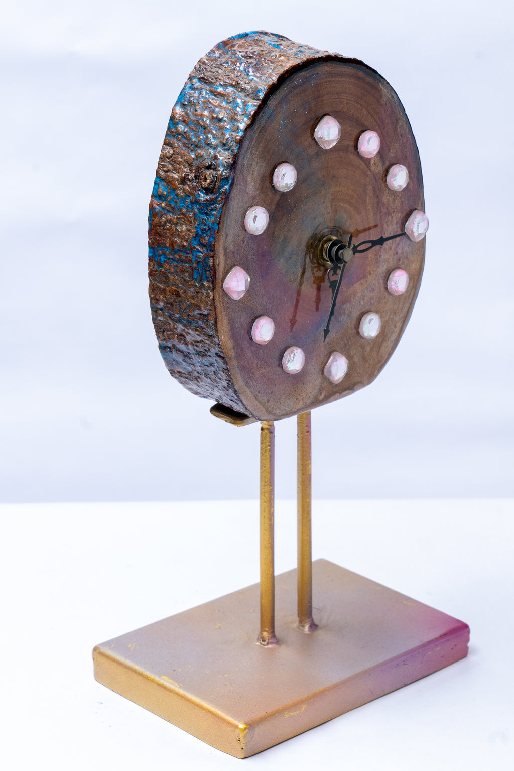 Rose gleam clock