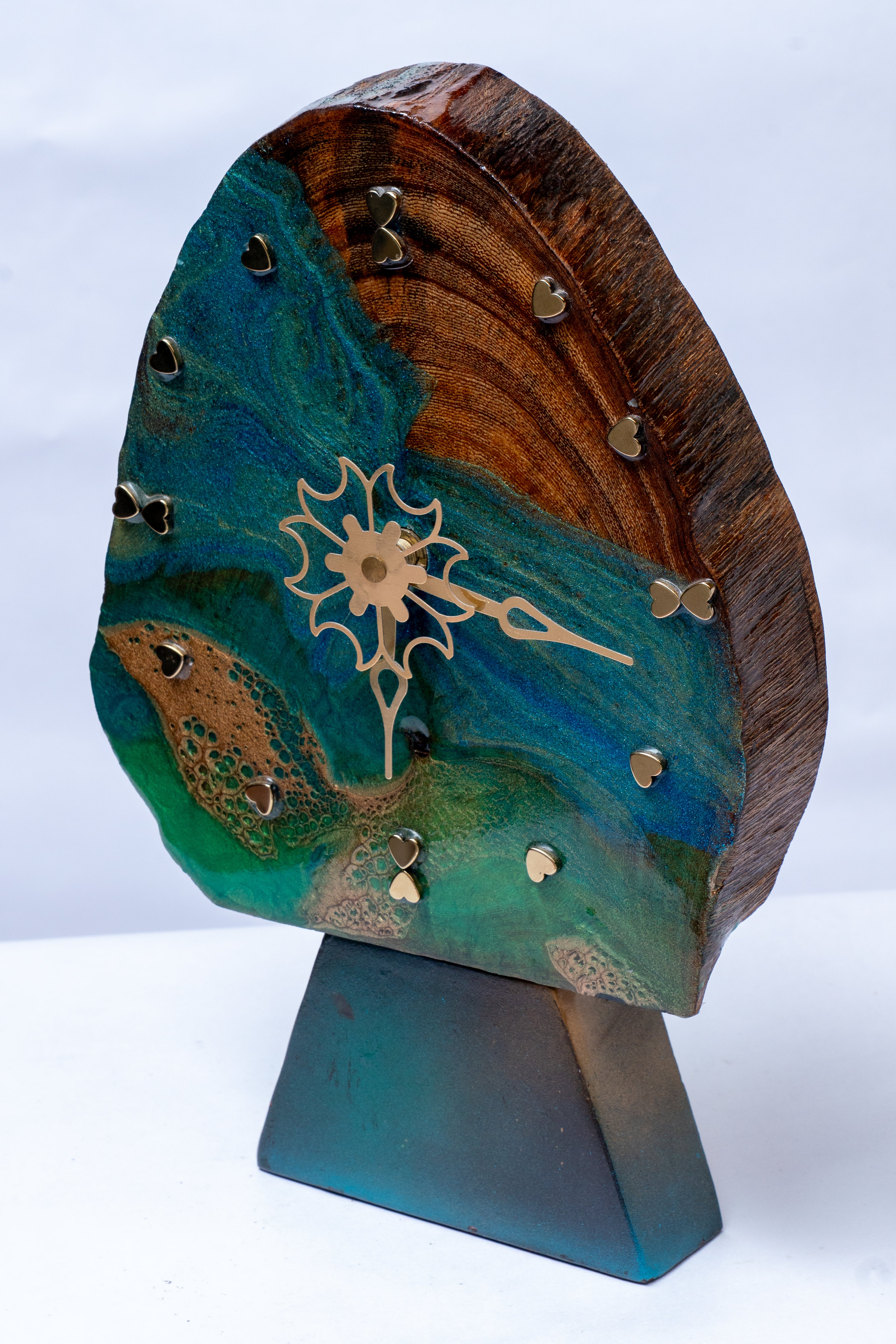 Tide Forest Table Clock