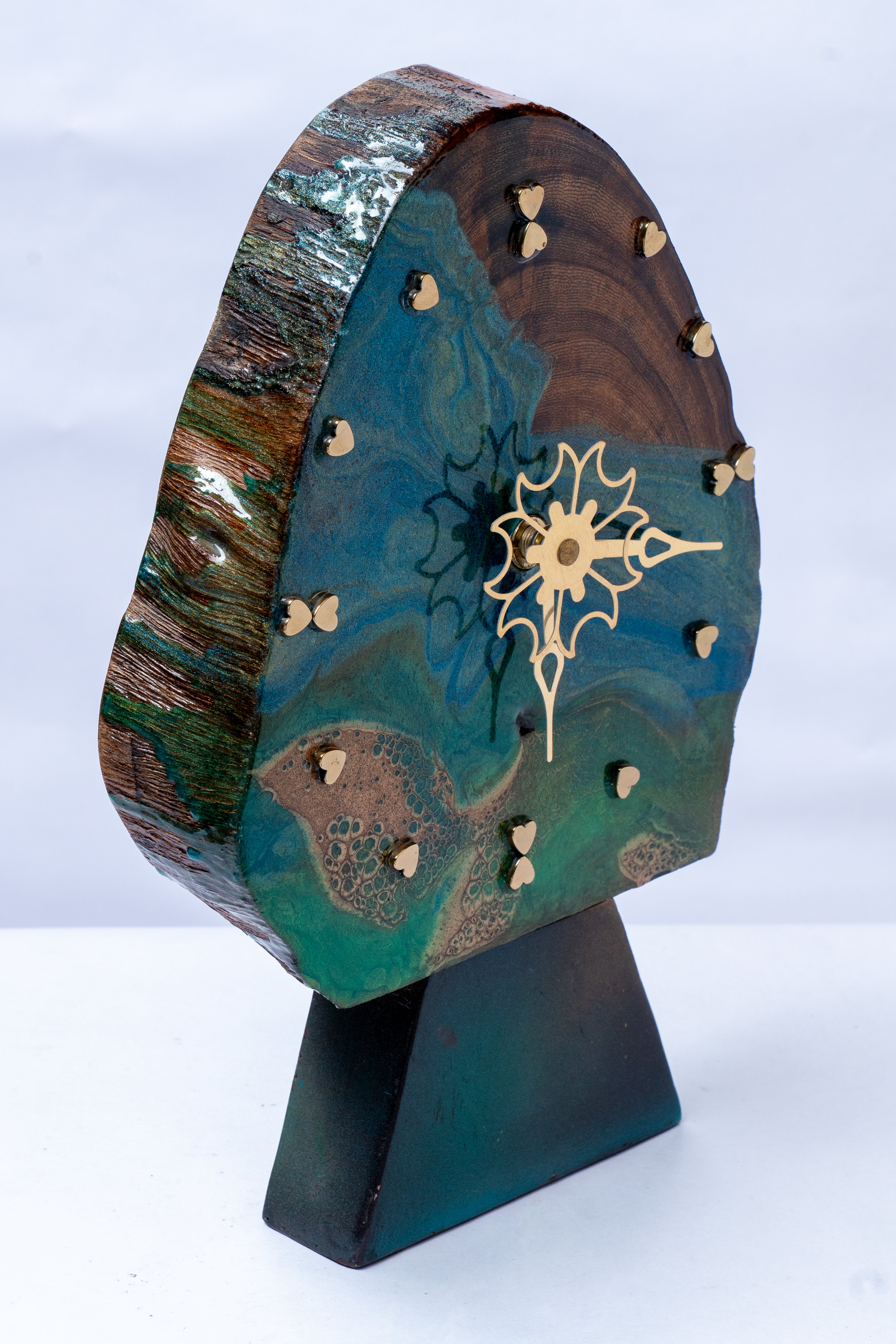 Tide Forest Table Clock