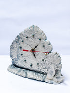 Ash crack clock